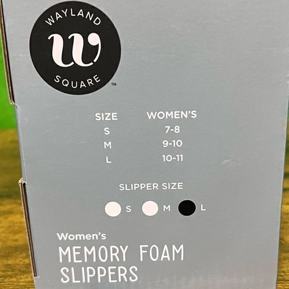 NWT Wayland Square Women's Memory Foam Indoor Slippers Gray‎ Large (10-11) - Picture 4 of 4